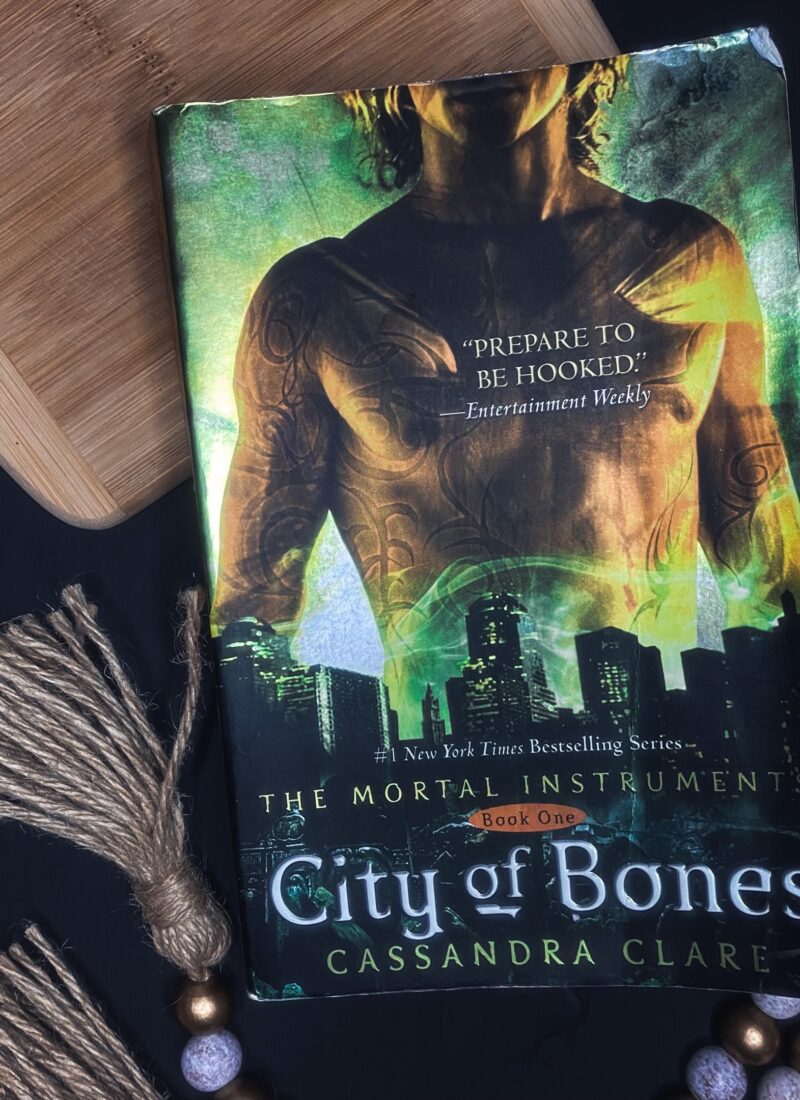 Book Review: City of Bones by Cassandra Clare